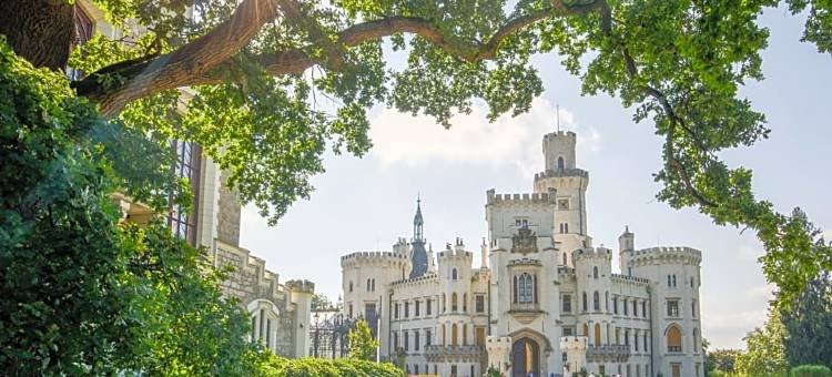 赫卢博卡河畔公园酒店(LH Parkhotel Hluboka Nad Vltavou Congress & Wellness)图片