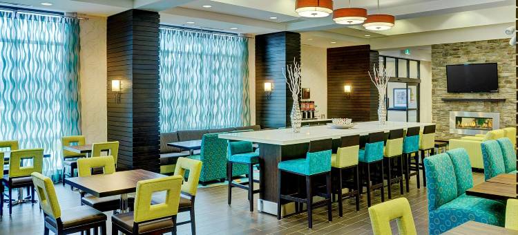 希尔顿欢朋温尼伯酒店(Hampton Inn by Hilton Winnipeg Airport/Polo Park, MD)图片