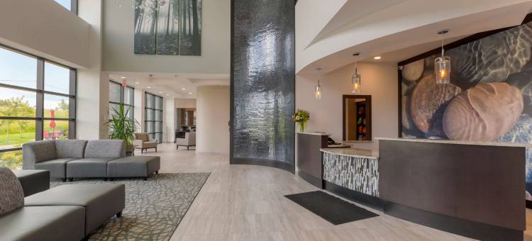 诺斯伍德贝斯特韦斯特精品酒店(Best Western Premier Northwood Hotel)图片