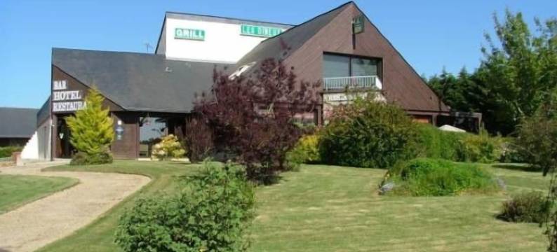 迪内尤乡村酒店(Les Dineux Village)图片