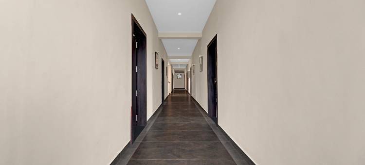 Treebo格兰德维斯塔拉机场套房酒店，距科钦国际机场500米(Treebo Grand Vistara Airport Suites, 500M from Cochin International Airport)图片