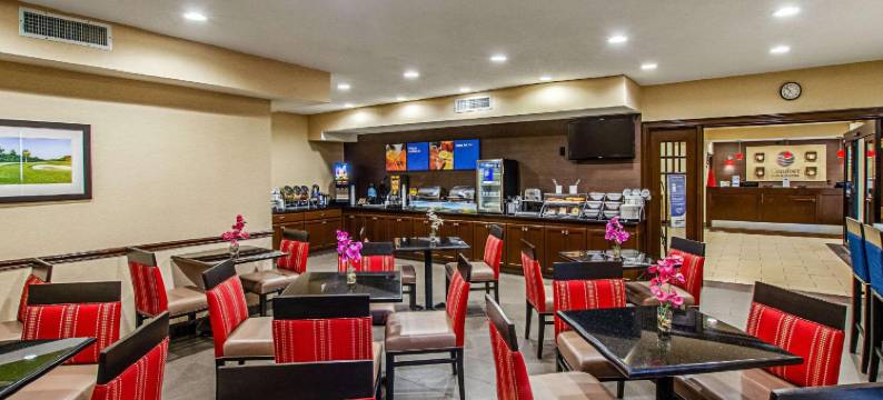 桑蒂I-95舒适套房酒店(Comfort Inn & Suites Santee I-95)图片