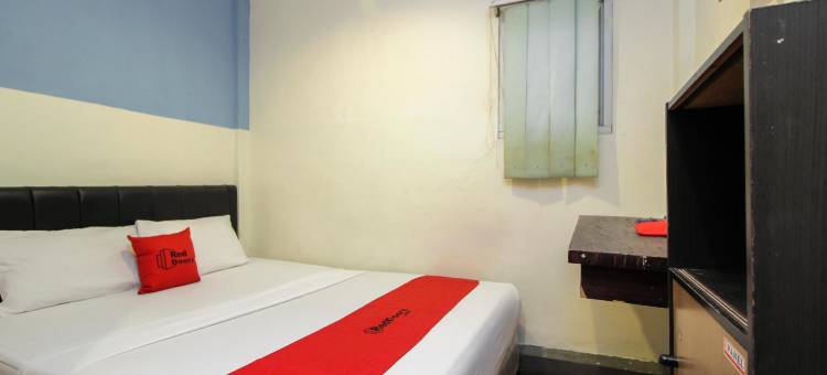 红门酒店-近美娜多贝塞斯达(RedDoorz Near Bethesda Manado)图片