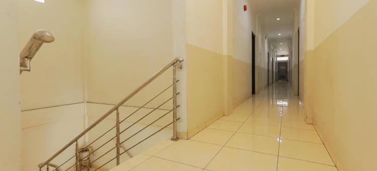 近T1朱安达机场红多兹酒店(RedDoorz Near T1 Juanda Airport)图片