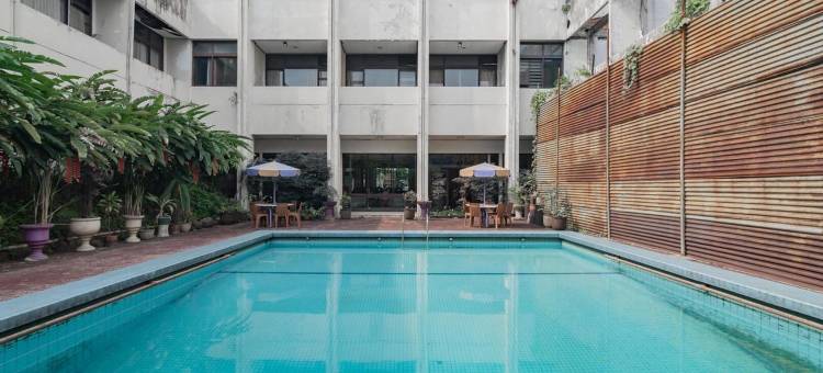万隆伊斯塔纳酒店(Istana Hotel Bandung Mitra RedDoorz)图片