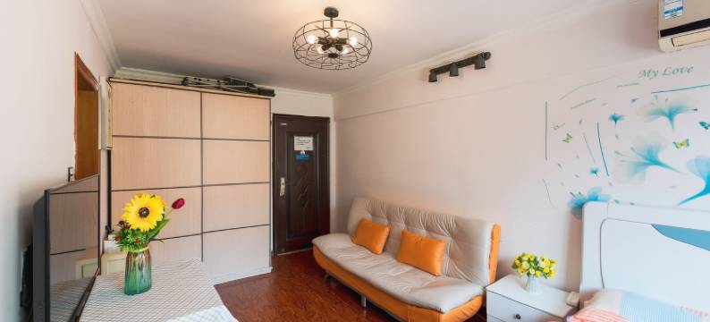 品味人生小居特色民宿(绍兴路分店)图片