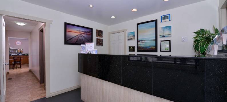 威农加拿大最佳价值套房酒店(Canadas Best Value Inn and Suites Vernon)图片