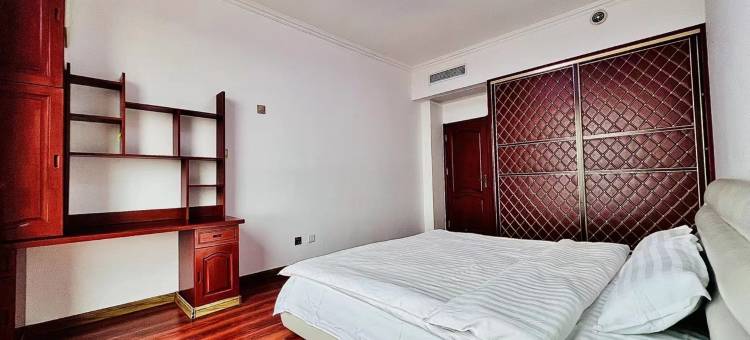 鸣海居点击头像查看更多房源民宿(东港路分店)图片