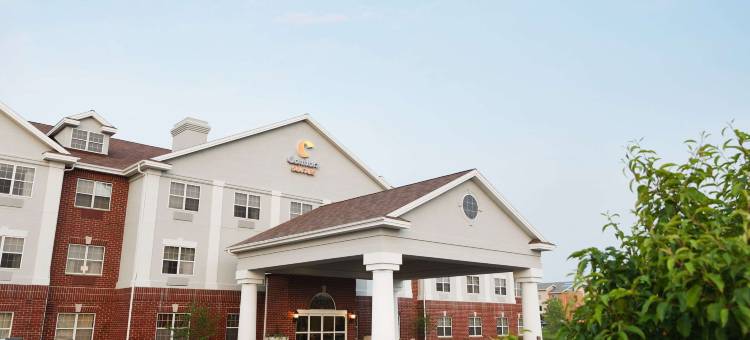 密尔沃基机场舒适套房酒店(Comfort Suites Milwaukee Airport)图片