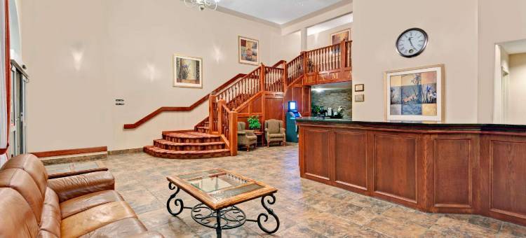 品质酒店及套房埃德蒙顿国际机场(Quality Inn & Suites Edmonton International Airport)图片