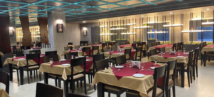 阿伦雅皇家酒店(Hotel Aarunya Royale)图片