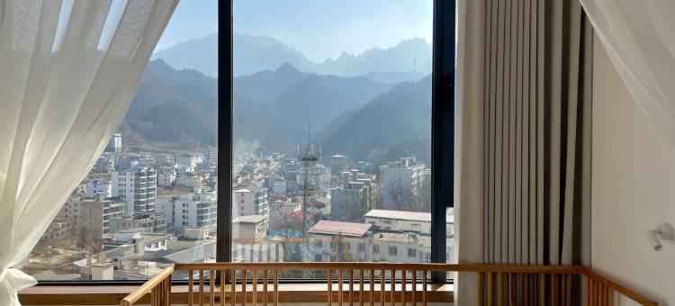 懒云窝民宿(洛阳栾川老君山景区店)图片