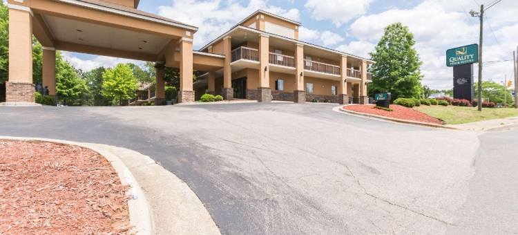 罗金厄姆凯艺套房酒店(Quality Inn & Suites Rockingham)图片