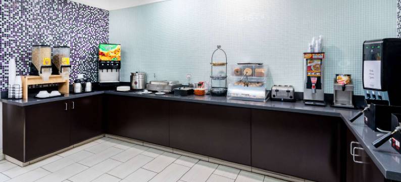 罗斯威尔拉昆塔温德姆套房酒店(La Quinta Inn & Suites by Wyndham Roswell)图片