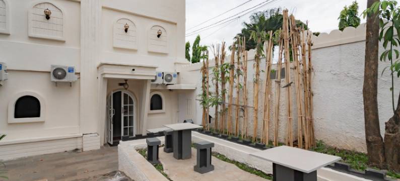 普瓦卡塔-康根别墅酒店-红门酒店集团(Urbanview Hotel Kangen Bungalow Purwakarta by RedDoorz)图片