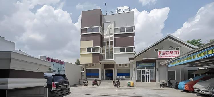 红多兹普拉斯酒店-近巨港机场3号(RedDoorz Plus Near Palembang Airport 3)图片