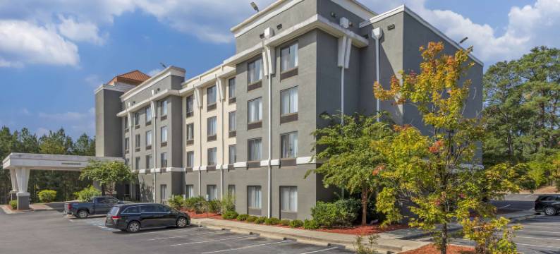 哥伦比亚东北-杰克逊堡舒适套房酒店(Comfort Suites Columbia Northeast - Fort Jackson)图片