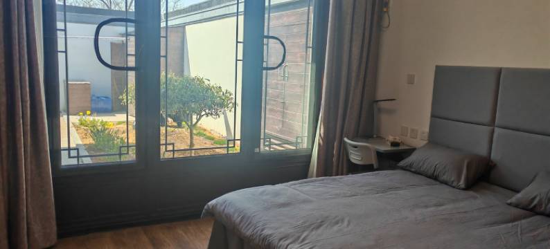 房东小娟57度假别墅(湖东路分店)图片