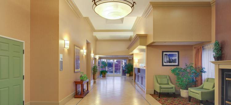 Holiday Inn Express 奥克代尔(Holiday Inn Express Oakdale)图片