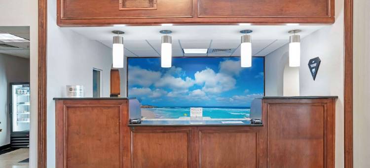 蓝天使贝斯特韦斯特优质酒店(Best Western Plus Blue Angel Inn)图片