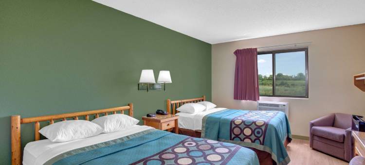 泰孔德罗加温德姆速8酒店(Super 8 by Wyndham Ticonderoga)图片