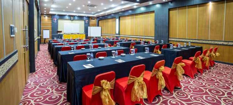 韦纳园畔之星酒店(Parkside Star Hotel Jayapura)图片