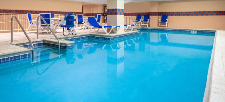 希尔顿欢朋酒店-弗里波特(Hampton Inn Freeport)图片