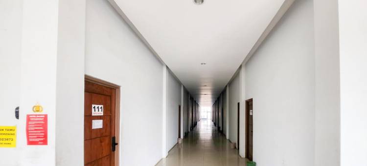 Sans Hotel Salmas Mojokerto图片