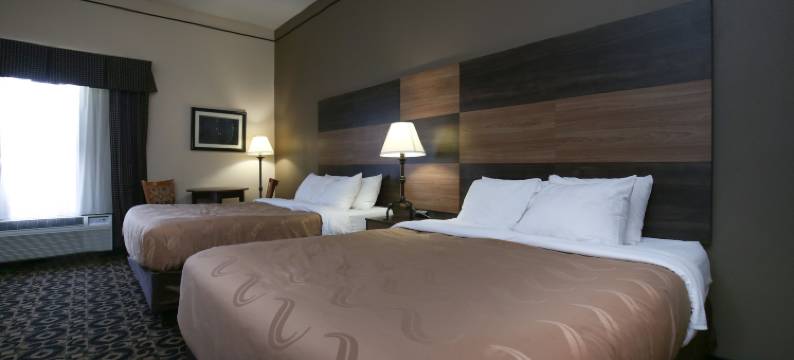 布恩 - 大学区凯艺套房酒店(Quality Inn & Suites Boone - University Area)图片