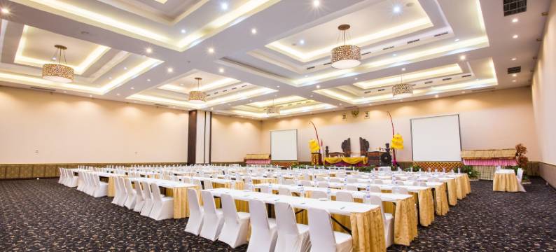 普拉格假日酒店(Plagoo Holiday Hotel)图片