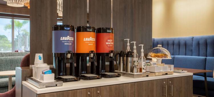 布雷登顿I-75希尔顿特鲁酒店(Tru by Hilton Bradenton I-75)图片