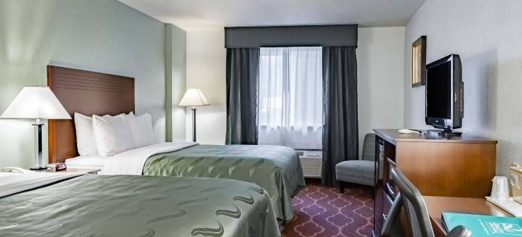 北温哥华凯艺套房酒店(Quality Inn & Suites Vancouver North)图片