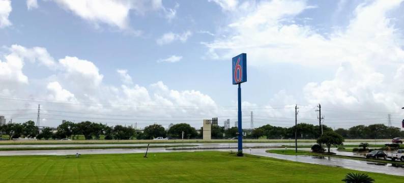 6克卢特汽车旅馆(Motel 6 Clute, TX)图片