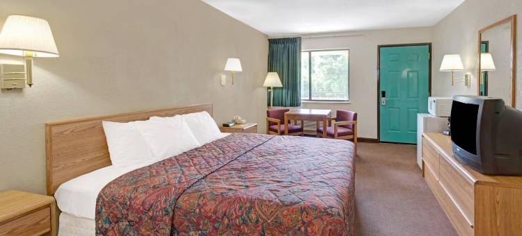 埃斯帕诺拉温德姆戴斯酒店(Days Inn by Wyndham Espanola)图片