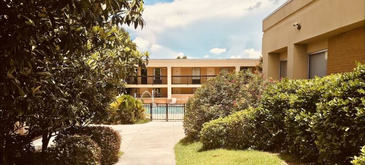 凯艺套房酒店(Quality Inn & Suites Conference Center Statesboro Historic District)图片