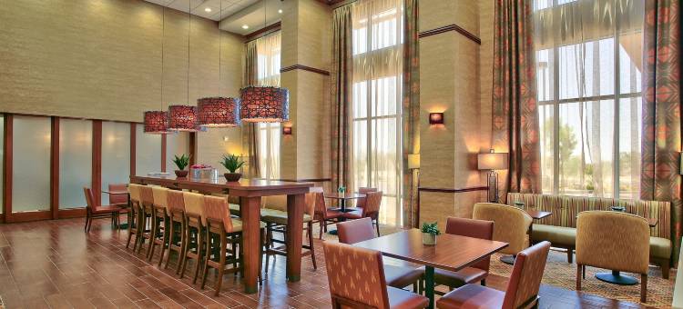 欢朋旅馆套房斯科特斯德说话棒(Hampton Inn & Suites Scottsdale at Talking Stick)图片