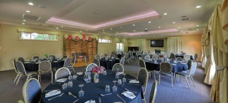 布什曼汽车旅馆(Bushmans Motor Inn)图片