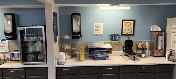 路易斯威尔机场博览中心戴斯酒店(Days Inn by Wyndham Louisville Airport Fair and Expo Center)图片