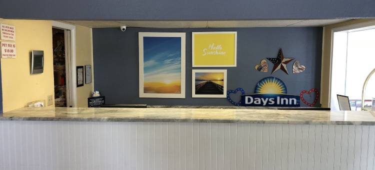 布雷登顿I-75温德姆戴斯酒店(Days Inn by Wyndham Bradenton I-75)图片