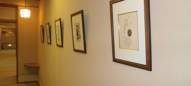 坐山 水上(Zazan Minakami)图片