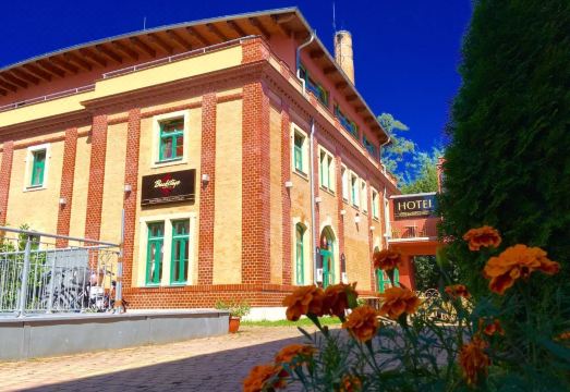 Backstage Hotel Hotel Overview