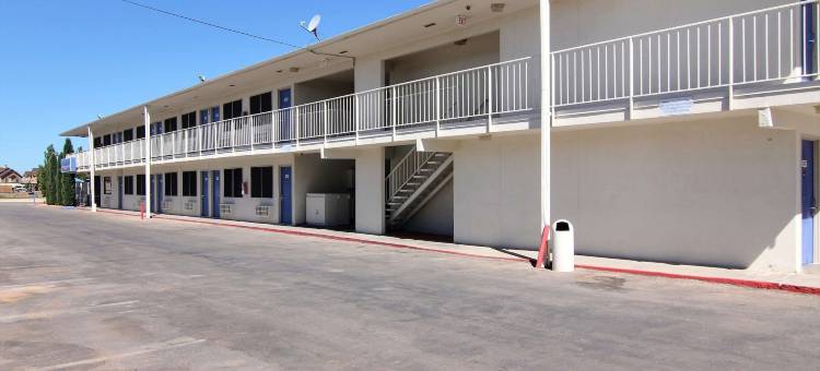 卡尔斯巴德6号汽车旅馆(Motel 6 Carlsbad, NM)图片