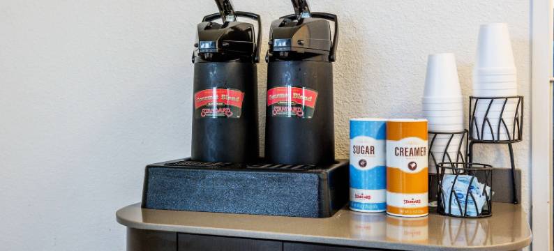 亚历山德里亚华美达旅馆(Motel 6 Alexandria, la - South)图片