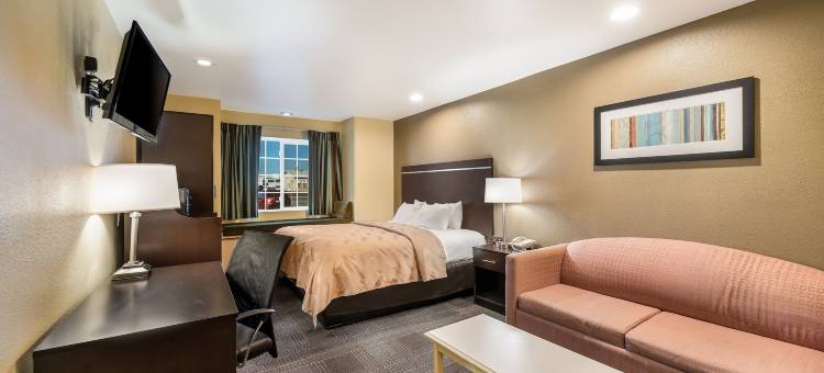 法伦NAS附近凯艺套房酒店(Quality Inn & Suites Near Nas Fallon)图片