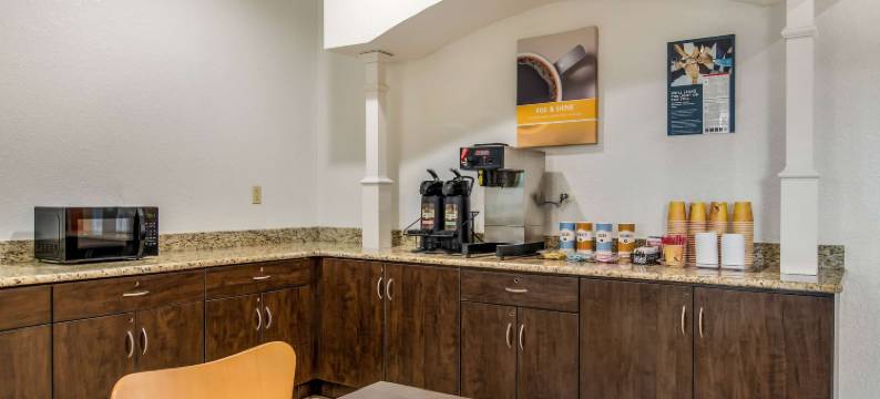 坎顿佐治亚6号汽车旅馆(Motel 6 Canton, GA)图片