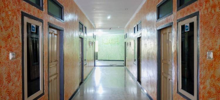 RedDoorz靠近GOR Wisanggeni(RedDoorz Near Gor Wisanggeni)图片