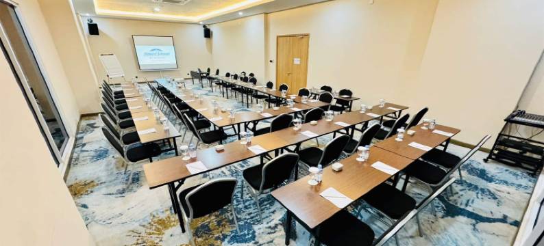 坦格朗温德姆豪生酒店(Howard Johnson by Wyndham Tangerang)图片