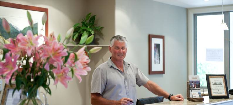 湖畔公寓(Lakeside Apartments)图片