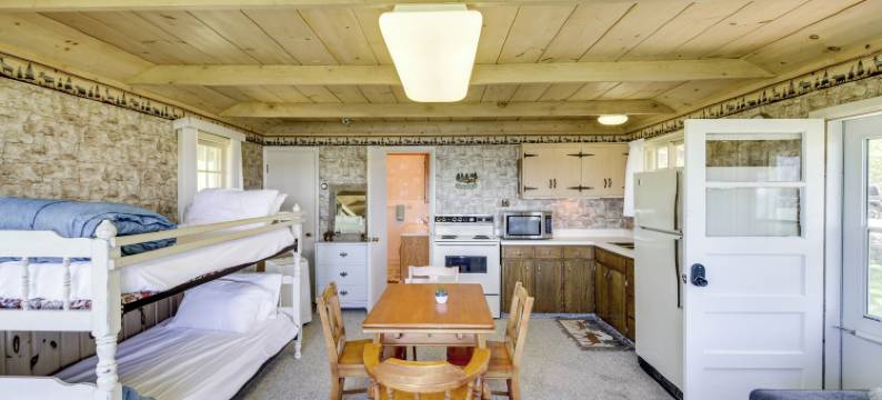 哈肯萨克的十英里湖滨度假屋(Hackensack Waterfront Retreat on Tenmile Lake)图片