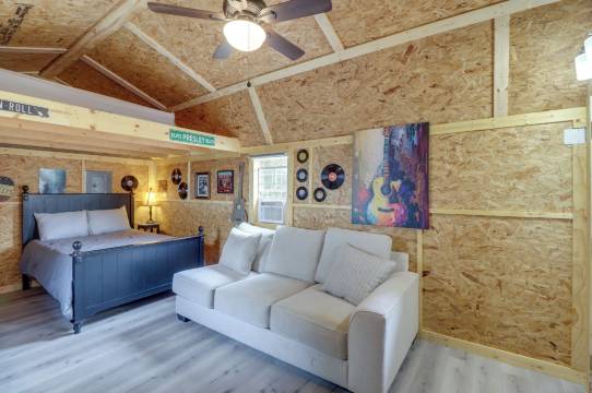 林荫的希格登避难所:靠近公园+步道(Tree-Lined Higden Retreat Close to Parks and Trails)